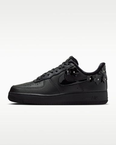 Оригінальні жіночі кросівки Nike Air Force 1 '07 "Florette" "Black/Off Noir/Metallic Silver" (IR8637-001) IR8637-001 фото