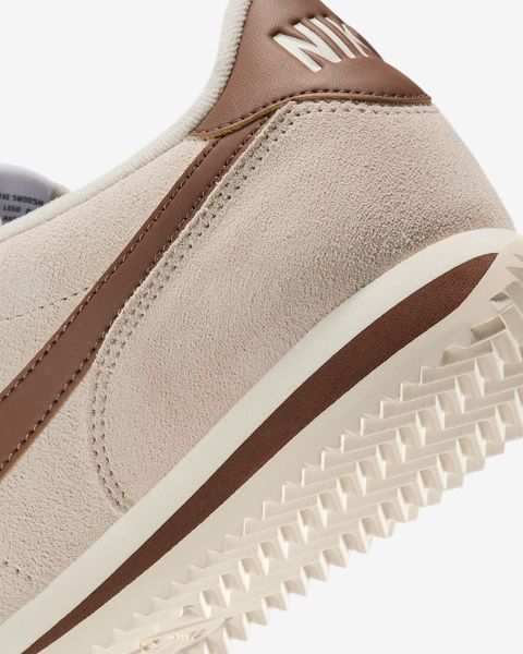 Оригінальні кросівки Nike Wmns Cortez "Light Orewood Brown/Sail/Fauna Brown" (IB1857-100) IB1857-100 фото