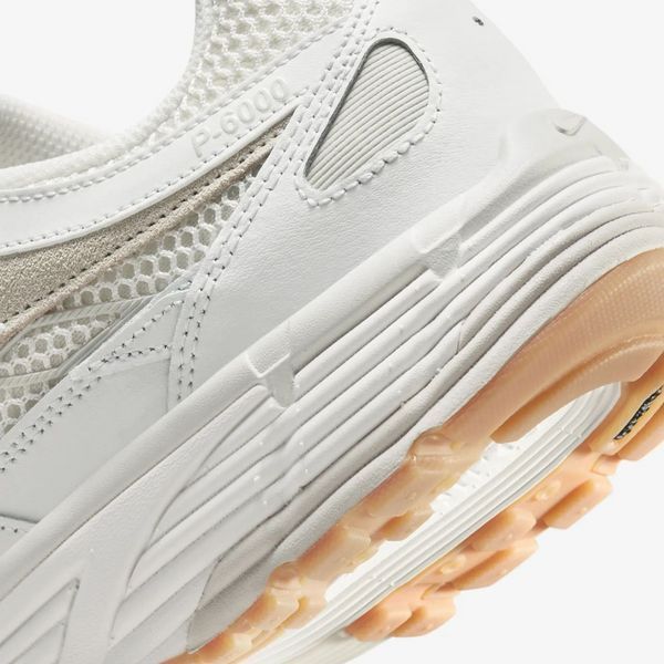 Оригінальні чоловічі кросівки Nike P-6000 Premium "Summit White / Light Bone / Phantom" (HF4898-121) HF4898-121 фото
