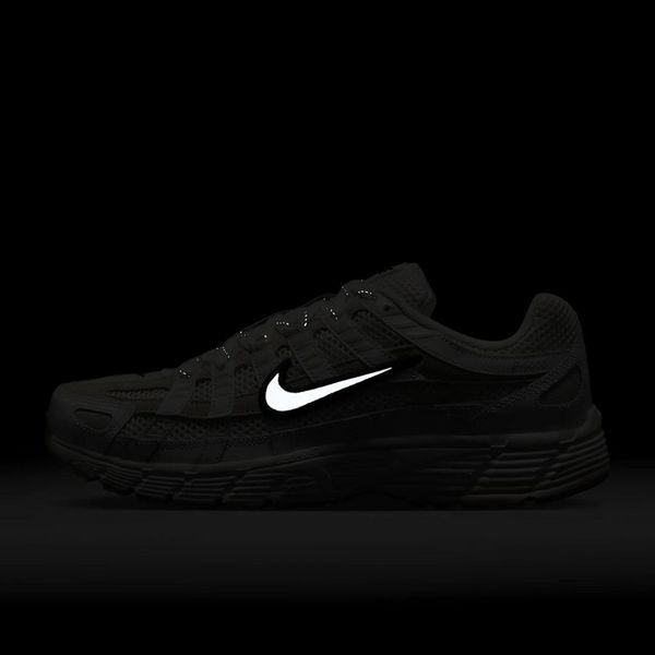 Оригінальні чоловічі кросівки Nike P-6000 Premium "Summit White / Light Bone / Phantom" (HF4898-121) HF4898-121 фото