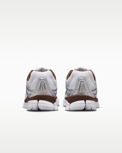 Оригінальні жіночі кросівки Nike Zoom Skylon 11 "White/Metallic Silver/Cacao Wow" (IU7360-102) IU7360-102 фото