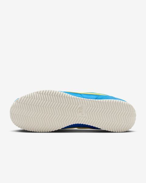 Оригінальні чоловічі кросівки Nike Cortez Textile "Light Photo Blue/Sail/Muslin/Lightning" (HF0263-402) HF0263-402 фото