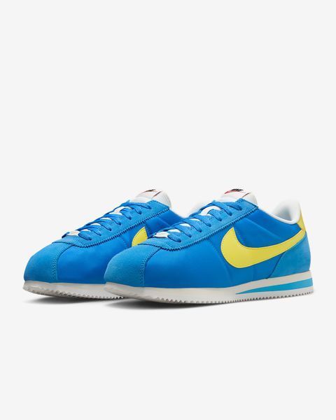 Оригінальні чоловічі кросівки Nike Cortez Textile "Light Photo Blue/Sail/Muslin/Lightning" (HF0263-402) HF0263-402 фото