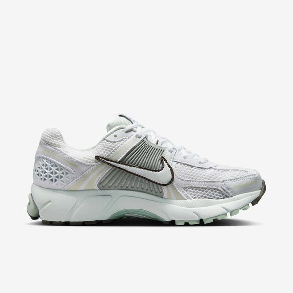 Оригінальні жіночі кросівки Nike Wmns Zoom Vomero 5 "White/ Summit White-Lt Smoke Grey" (FJ2028-103) FJ2028-103 фото