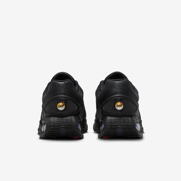 Оригінальні чоловічі кросівки Nike Air Max Dn "Black / Black / Metallic Dark Grey" (DV3337-006) DV3337-006 фото