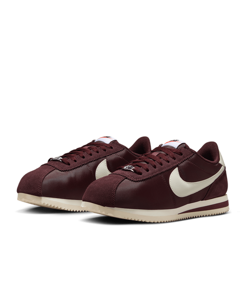 Оригінальні кросівки Nike Wmns Cortez Textile "Burgundy Crush/Sail" (DZ2795-605) DZ2795-605 фото