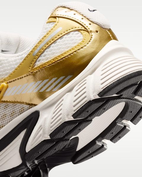 Оригинальные кроссовки Nike V5 RNR "Sail/Buff Gold/Saturn Gold/Black" (HJ5228-107) HJ5228-107 фото