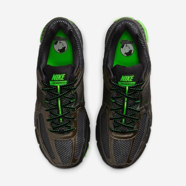 Оригинальные мужские кроссовки Nike Zoom Vomero 5 "Metallic Pewter/Flat Pewter/Black/Green Strike" (IB2988-001) IB2988-001 фото