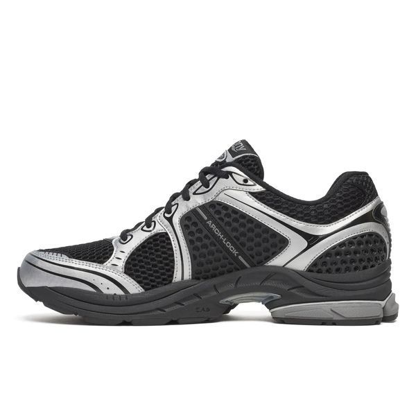 Оригінальні кросівки Saucony Progrid Triumph 4 OG "Black / Silver" (S70704-23) S70704-23 фото