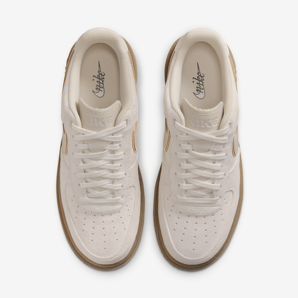 Оригінальні чоловічі кросівки Nike Air Force 1 Luxe "Light Orewood Brown Gum Dark Brown" (HV2531-100) HV2531-100 фото