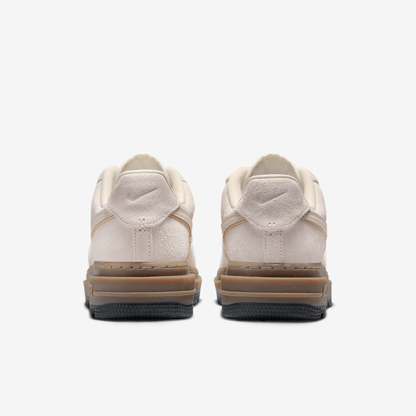 Оригінальні чоловічі кросівки Nike Air Force 1 Luxe "Light Orewood Brown Gum Dark Brown" (HV2531-100) HV2531-100 фото