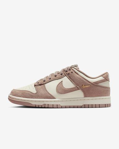 Оригінальні кросівки Nike Wmns Dunk Low "Sail/Metallic Gold/Malt" (IB4417-105) IB4417-105 фото
