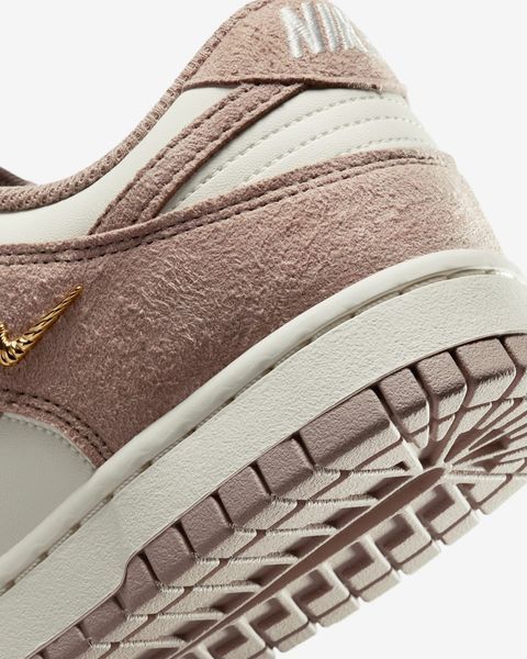 Оригинальные кроссовки Nike Wmns Dunk Low "Sail/Metallic Gold/Malt" (IB4417-105) IB4417-105 фото