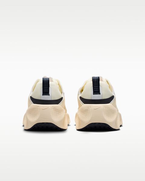 Оригінальні кросівки Nike Ava Rover "Summit White/Coconut Milk/Safety Orange/Dark Obsidian" (DX4215-102) DX4215-102 фото