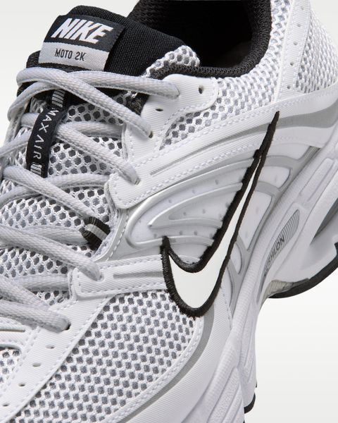 Оригинальные кроссовки Nike Air Max Moto 2K "White/Black/Wolf Grey/Metallic Silver" (IR1476-100) IR1476-100 фото