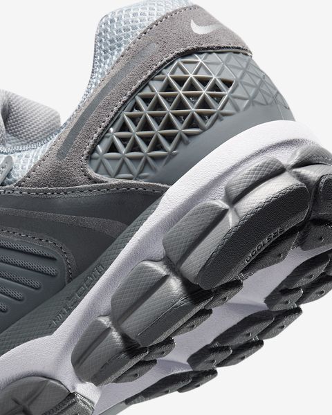 Оригінальні чоловічі кросівки Nike Zoom Vomero 5 "Cool Grey/Wolf Grey/White" (HF1553-003) HF1553-003 фото