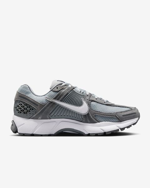 Оригінальні чоловічі кросівки Nike Zoom Vomero 5 "Cool Grey/Wolf Grey/White" (HF1553-003) HF1553-003 фото