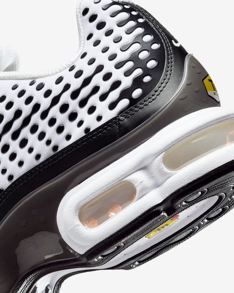 Оригинальные мужские кроссовки Nike Air Max Plus VII "White / Black / Smoke Grey" (HQ2197-100) HQ2197-100 фото