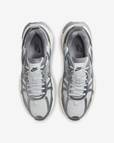 Оригінальні жіночі кросівки Nike Wmns V2K Run "Pure Platinum / Wolf Grey / Cool Grey" (FD0736-003) FD0736-003 фото