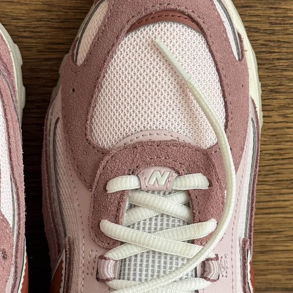 Оригінальні кросівки New Balance 204L "Rosewood" (U204L7AM) U204L7AM фото