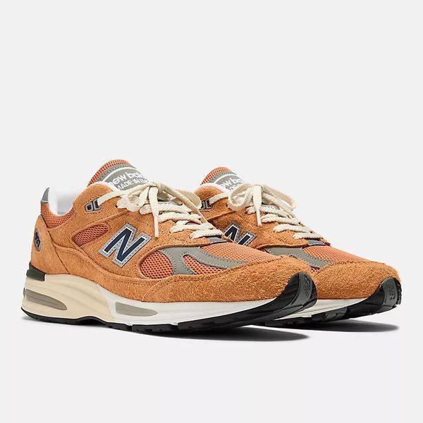 Оригінальні кросівки New Balance 991v2 Made in UK "Gold Earth/Golden Ochre/Moon Mist" (U991OV2) U991OV2 фото