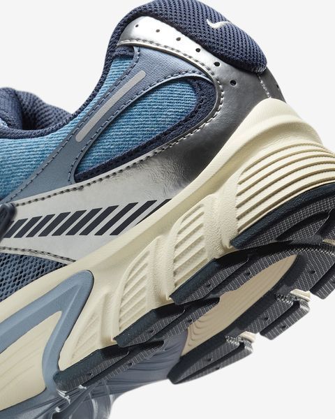 Оригинальные мужские кроссовки Nike V5 RNR Denim "Smokey Blue/Metallic Silver/Ashen Slate/Soft Pearl" (IH3649-006) IH3649-006 фото