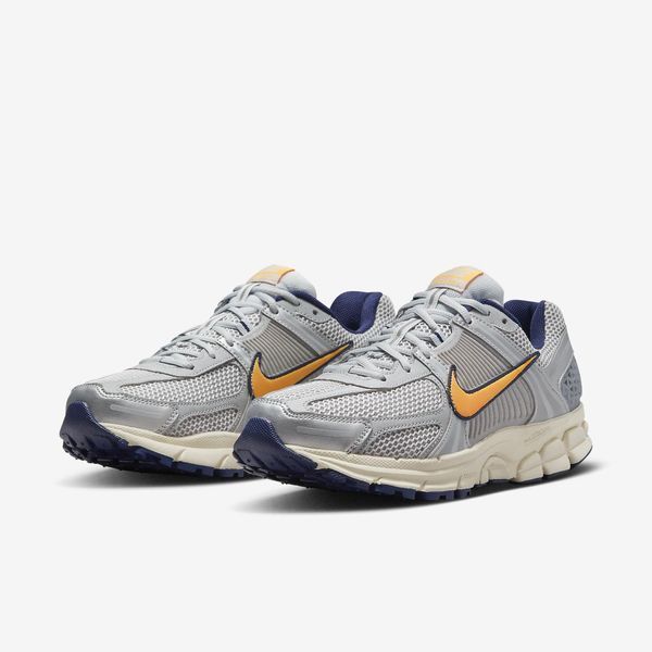 Оригінальні чоловічі кросівки Nike Zoom Vomero 5 "Pure Platinum / Laser Orange" (FJ4151-001) FJ4151-001 фото