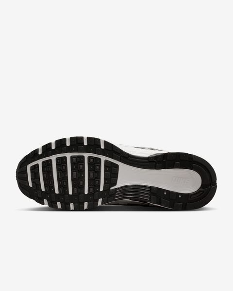 Оригінальні кросівки Nike P-6000 "Sail/Medium Ash/Phantom/Off Noir" (IO8711-101) IO8711-101 фото