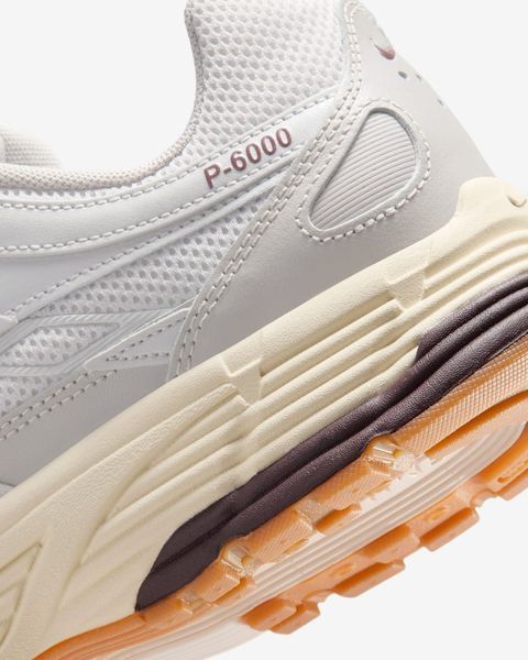 Оригінальні чоловічі кросівки Nike P-6000 "College Grey/Vast Grey/Coconut Milk/Burgundy Crush" (CD6404-028) CD6404-028 фото