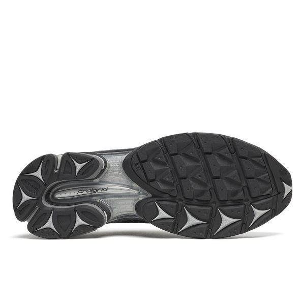 Оригінальні кросівки Saucony Progrid Triumph 4 OG "Black / Silver" (S70704-23) S70704-23 фото