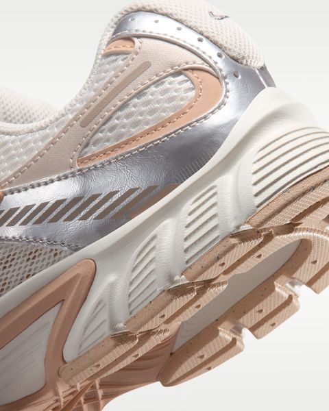 Оригінальні кросівки Nike V5 RNR "Phantom/Chalk/Shimmer" (HQ7901-012) HQ7901-012 фото