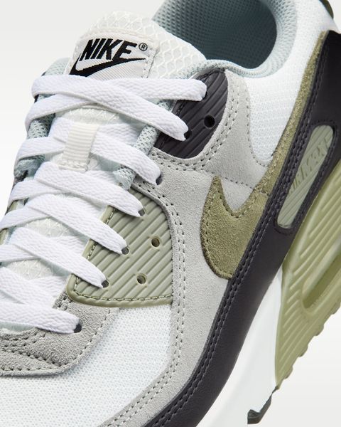 Оригінальні чоловічі кросівки Nike Air Max 90 "Summit White / Light Pumice / Black / Silver Sage" (DM0029-121) DM0029-121 фото