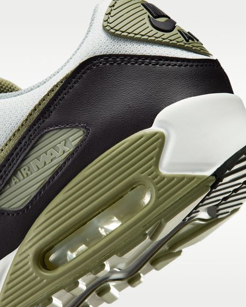 Оригінальні чоловічі кросівки Nike Air Max 90 "Summit White / Light Pumice / Black / Silver Sage" (DM0029-121) DM0029-121 фото