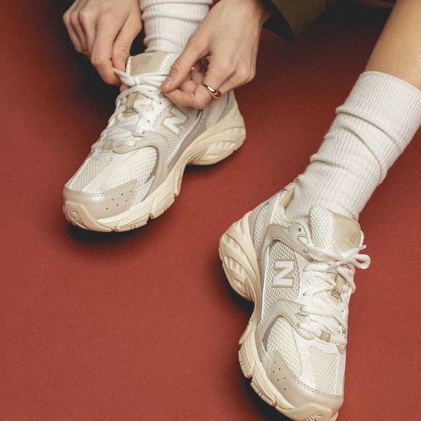 Оригінальні жіночі кросівки New Balance 530 "Beige / Angora" (MR530AA) MR530AA фото