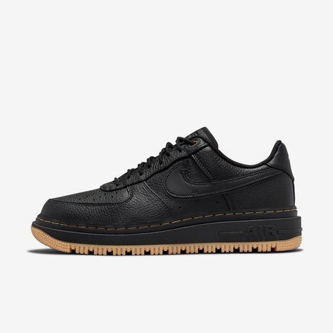 Оригінальні чоловічі кросівки Nike Air Force 1 Low Luxe "Black / Gum Yellow" (DB4109-001) DB4109-001 фото