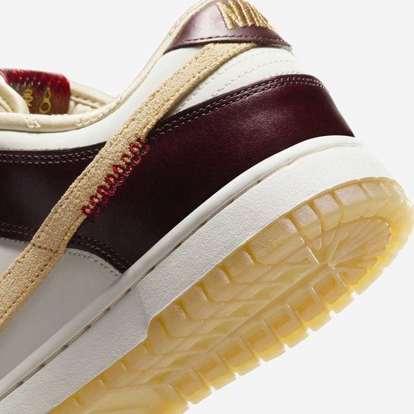 Оригинальные женские кроссовки Nike Wmns Nike Dunk Low LX "Sail/Sail/Burgundy Crush/Team Gold" (HV5991-171) HV5991-171 фото