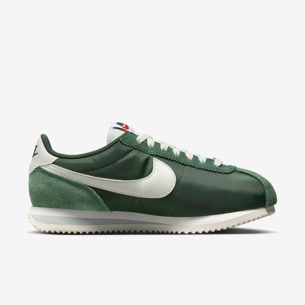 Оригінальні кросівки Nike Cortez "Fir / Sail / Light Silver / Sail" (DZ2795-300) DZ2795-300 фото
