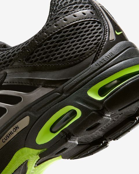 Оригінальні чоловічі кросівки Nike Air Max Moto 2k "Black/Volt/Dark Smoke Grey/Metallic Pewter" (IO9279-002) IO9279-002 фото