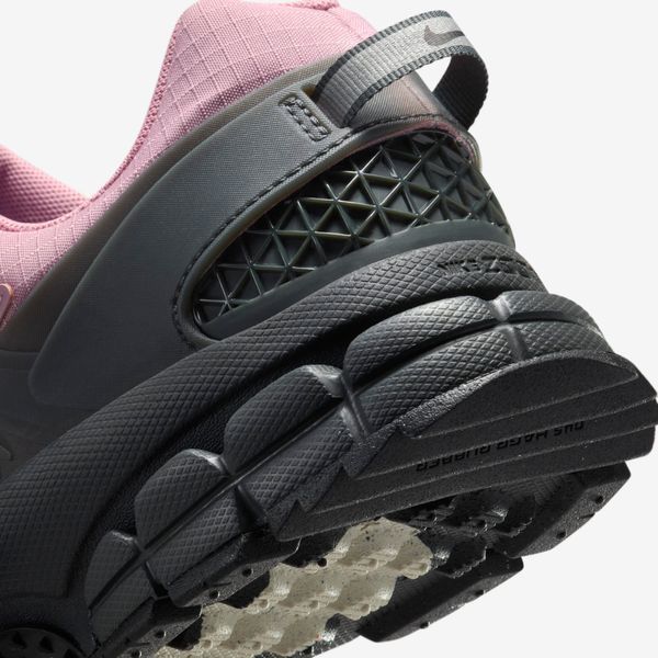 Оригінальні жіночі кросівки Nike Wmns Zoom Vomero Roam "Anthracite/Elemental Pink/Black/Light Bone/Racer Blue/White" (HQ2181-003) HQ2181-003 фото