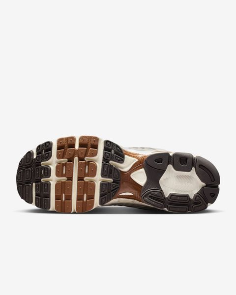 Оригинальные мужские кроссовки Nike Air Max Moto 2k "Phantom/Sail/Baroque Brown/Light British Tan" (IQ4924-003) IQ4924-003 фото