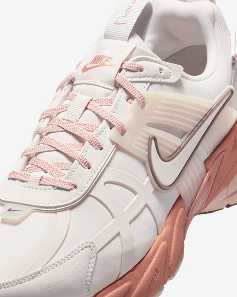 Оригінальні кросівки Nike V2K Run GORE-TEX "Phantom/Light Bone/Terra Blush/Phantom" (FZ2622-003) FZ2622-003 фото