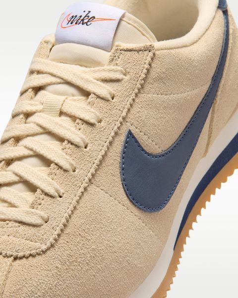 Оригінальні кросівки Nike Cortez "Beach/Sail/Gum Light Brown/Midnight Navy" (IB1857-202) IB1857-202 фото