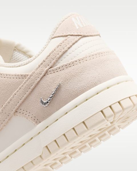 Оригинальные кроссовки Nike Dunk Low Suede "Pearl White/Pale Ivory/Metallic Silver" (IO4244-201) IO4244-201 фото
