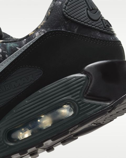 Оригінальні чоловічі кросівки Nike Air Max 90 "Black/Dark Smoke Grey/Metallic Cool Grey" (IQ0300-001) IQ0300-001 фото