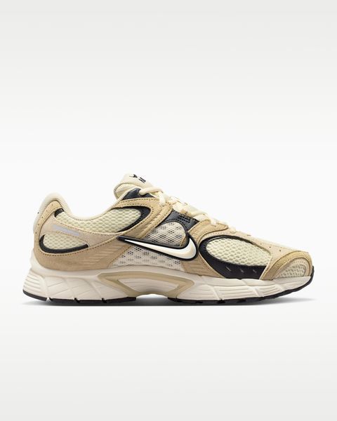 Оригінальні кросівки Nike V5 RNR Suede "Coconut Milk/Light Khaki/Parachute Beige" (IX0702-101) IX0702-101 фото