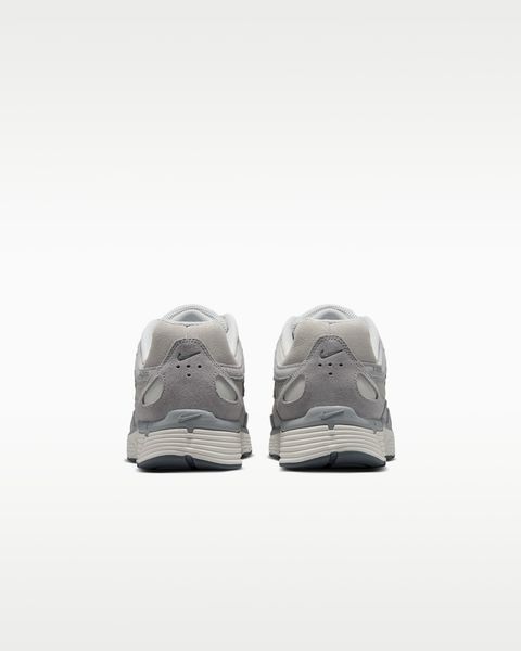 Оригінальні чоловічі кросівки Nike P-6000 SE "Pure Platinum/Wolf Grey/Summit White" (IO3370-001) IO3370-001 фото