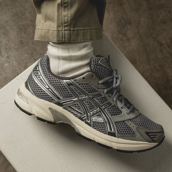 Оригінальні кросівки ASICS Gel-1130 "Clay Grey / Pure Silver" (1201A256-026) 1201A256-026 фото