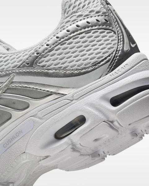 Оригінальні кросівки Nike Air Max Moto 2K "Grey Fog/Metallic Silver/White" (HQ2056-011) HQ2056-011 фото