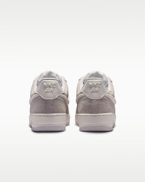 Оригінальні кросівки Nike Air Force 1 '07 LV8 "Vast Grey / Sail" (IU7592-078) IU7592-078 фото