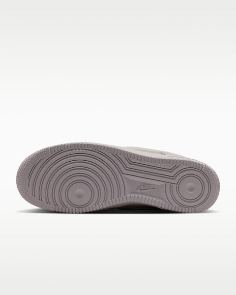 Оригінальні кросівки Nike Air Force 1 '07 LV8 "Vast Grey / Sail" (IU7592-078) IU7592-078 фото